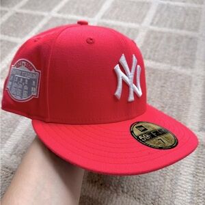 New York Yankees New Era 59FIFTY fitted hat lava red size 7 1/2